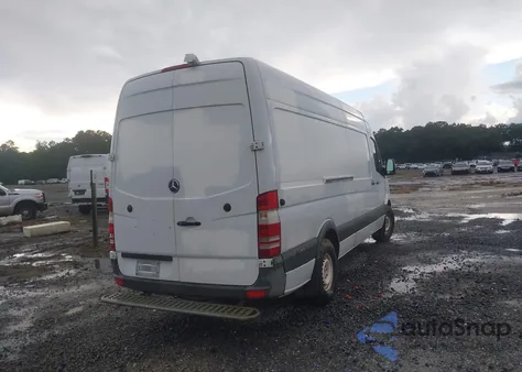 2011 Mercedes-Benz Sprinter 2500 High Roof из США, поврежденный, VIN WD3PE8CB8B5589620
